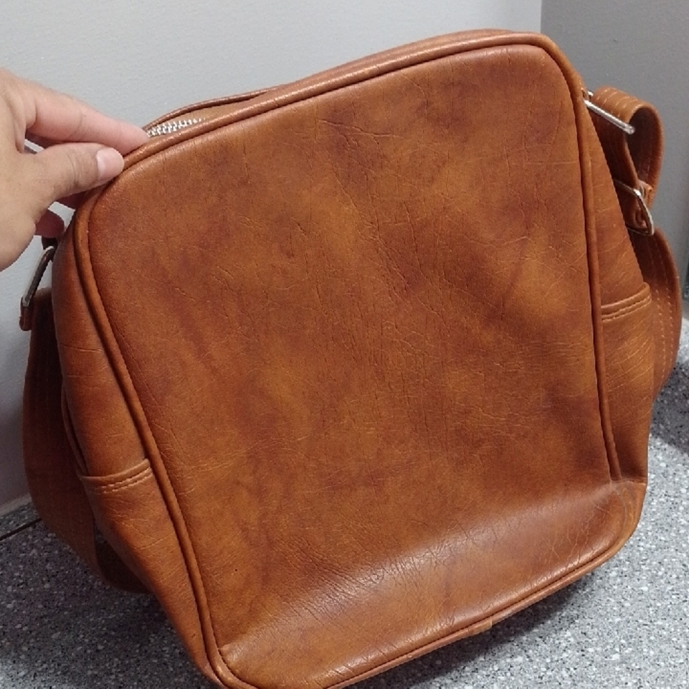 Samsonite Brown Messenger Bag with Adjustable Strap - Picture 4 of 14